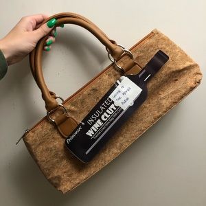 Cork insulated wine clutch